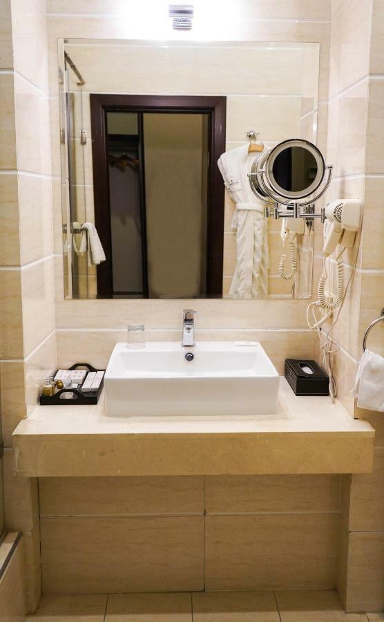 Jelsominohotel Astana Extérieur photo