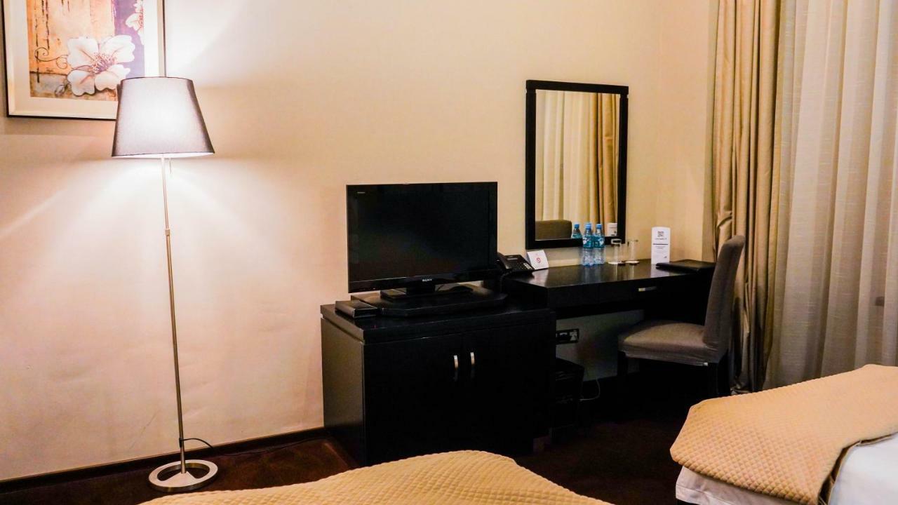 Jelsominohotel Astana Extérieur photo