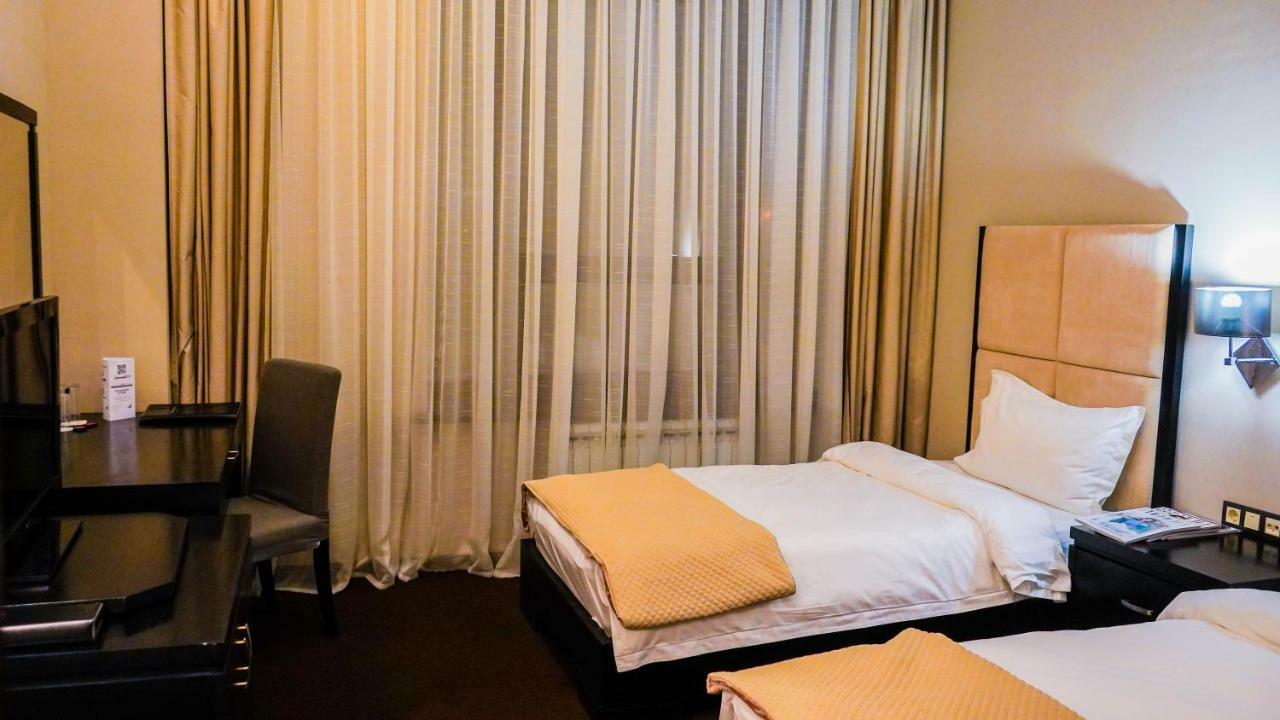 Jelsominohotel Astana Extérieur photo