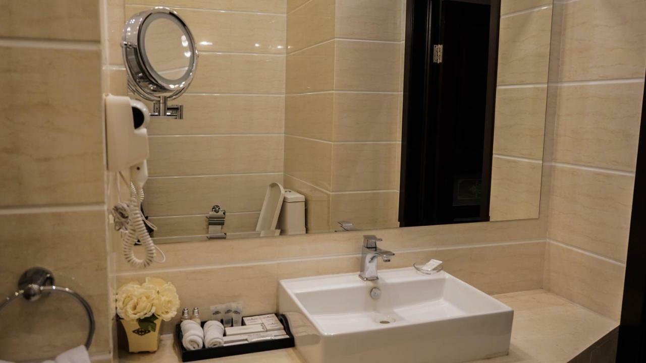 Jelsominohotel Astana Extérieur photo