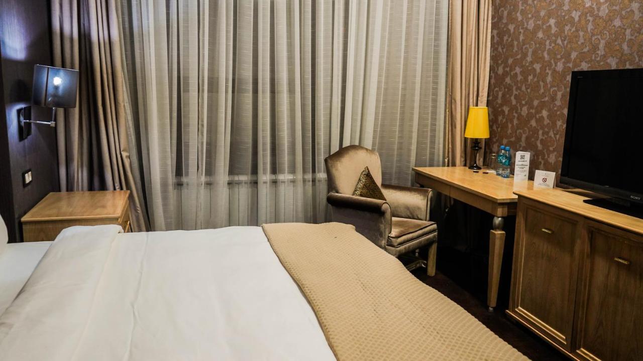 Jelsominohotel Astana Extérieur photo